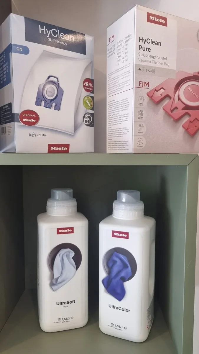Sacchetti HyClean e detergenti Miele originali sugli scaffali della sede Antibo